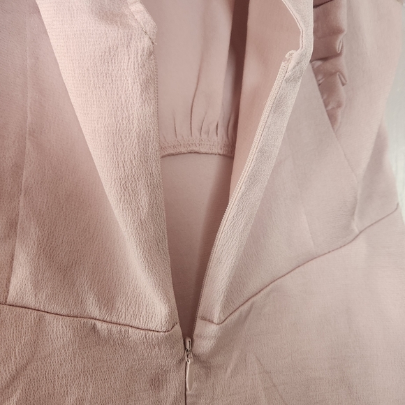 EXPRESS Ruffle detail blouse - Picture 5 of 5